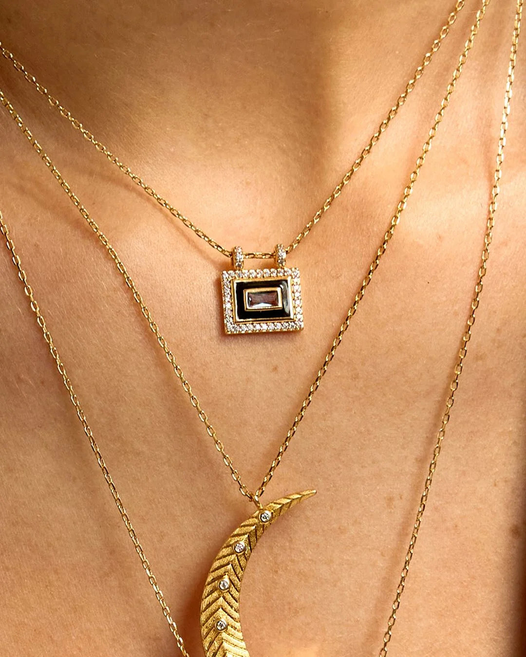 COLLIER EL PASO - MYA BAY