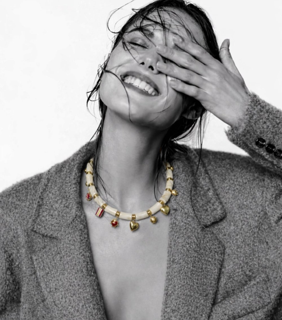 Collier Bohème résine ivoire &acier inoxydable doré | charms cœur soleil quaia