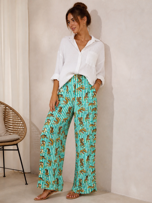 La tendance éponge : pantalons et shorts qui mixent confort et style
