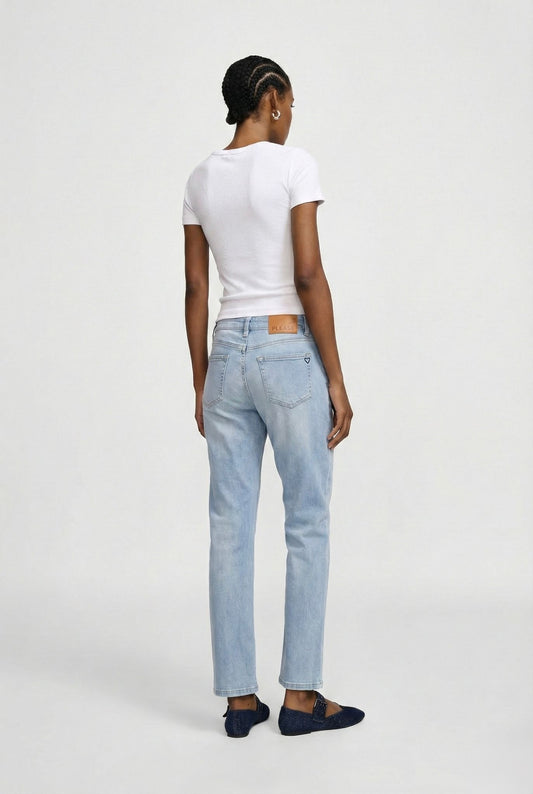 Jean Please Iconic Lightdenim -Le droit parfait qui allonge la silhouette