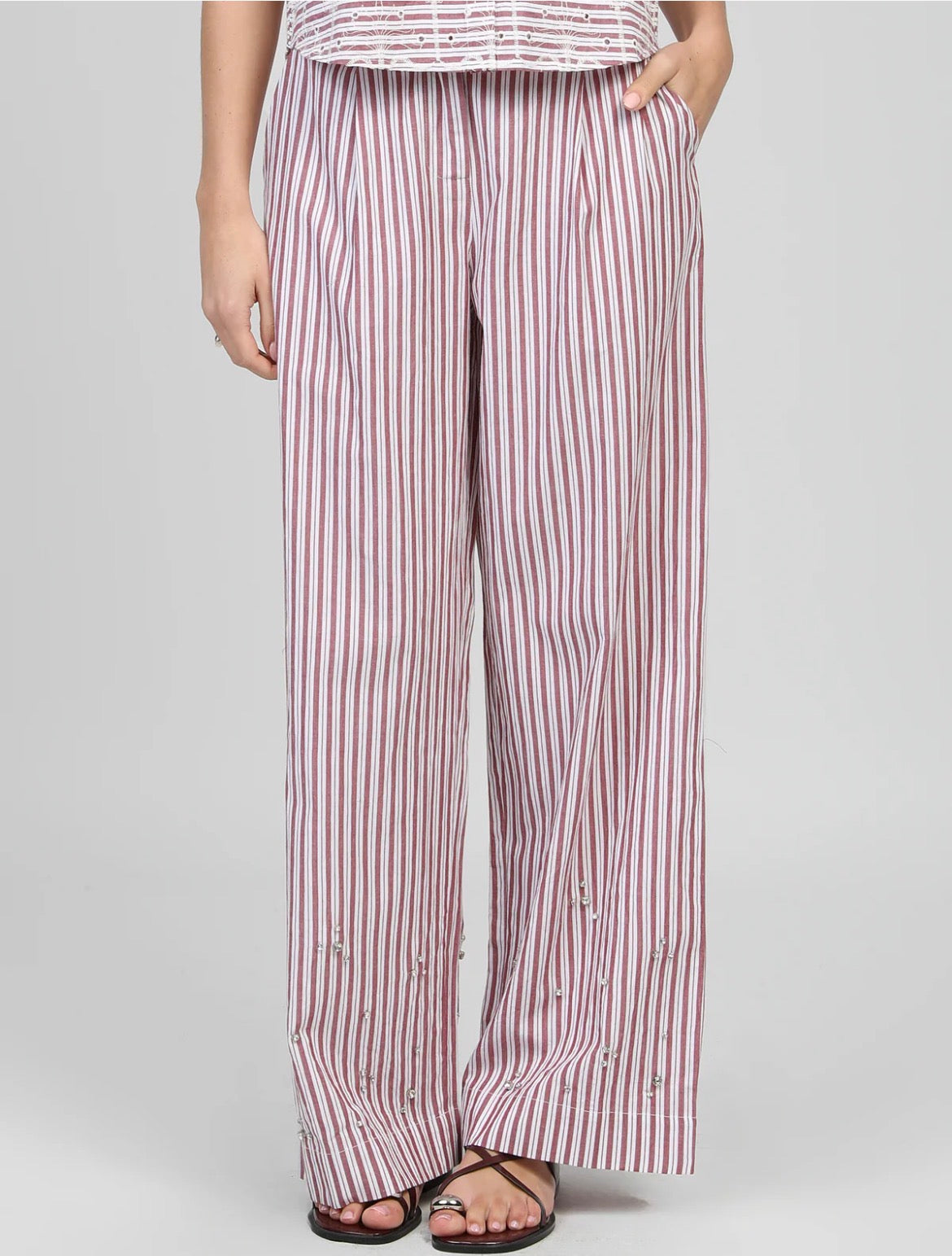 pantalon Ronaly-Fluide coton & strass , le chic qui capte la lumière.