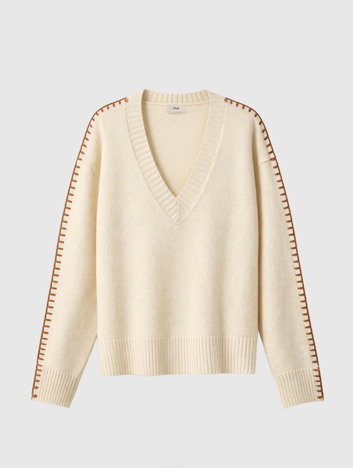 Pull col V Crème surpiqûres contrastées