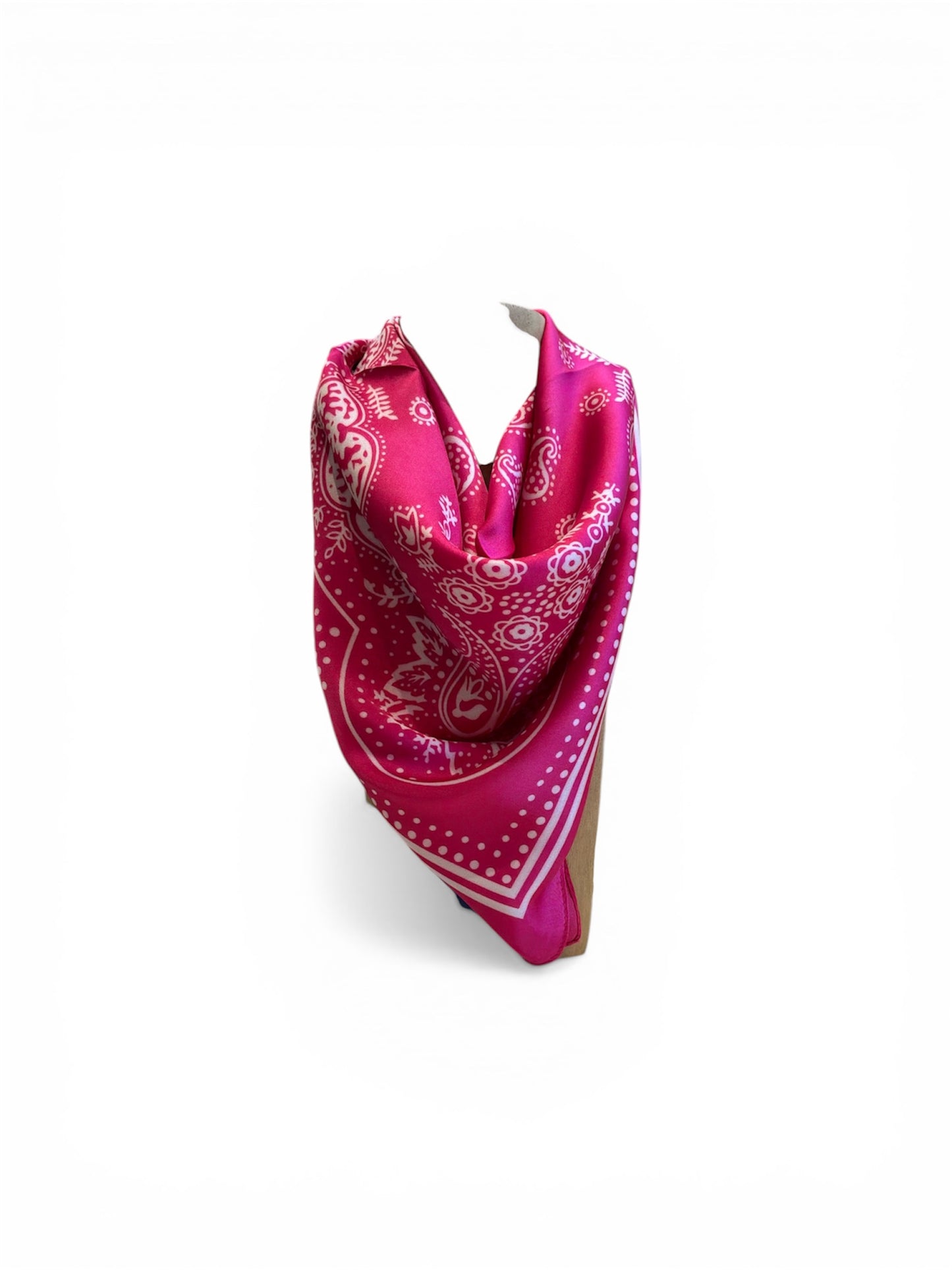 Carré imprimé bandana