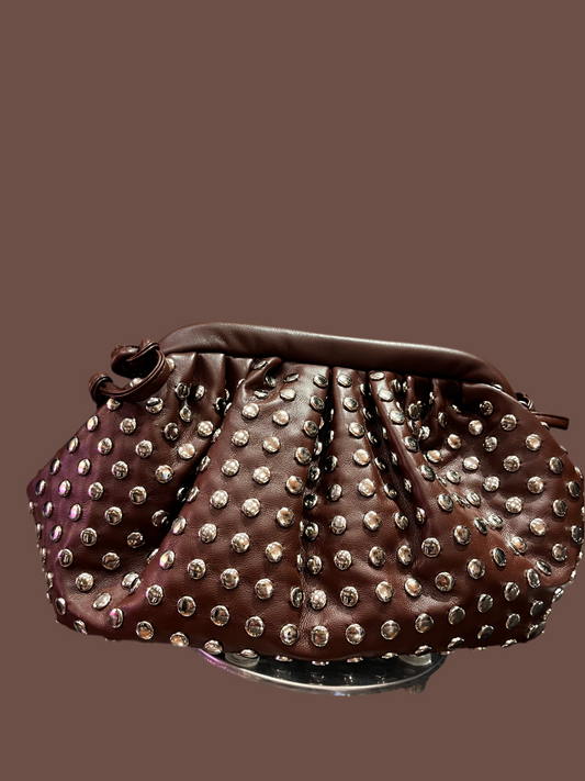 Sac clouté ultra tendance différence
