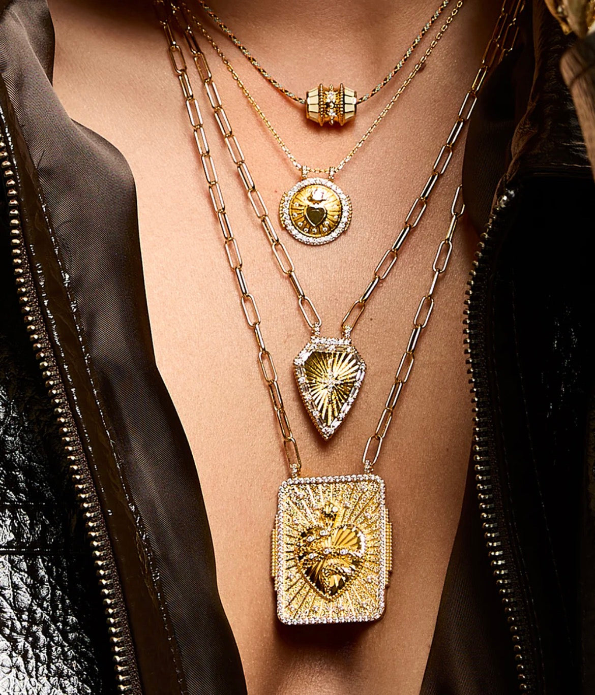Collier Talisman Émail Blanc Mya-Bay | Doré Bohème Chic Femme