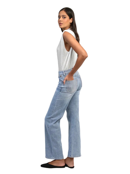 Jean Strass Denim Clair Femme – Coupe Droite Évasée | An'ge